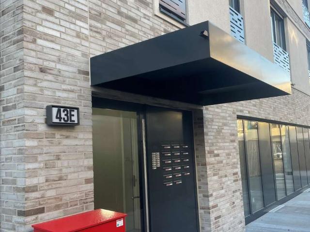 47125/88 Moderne 4 Zi. Wohnung mit Balkon in Düsseldorf Rath– perfekt für die Familie!