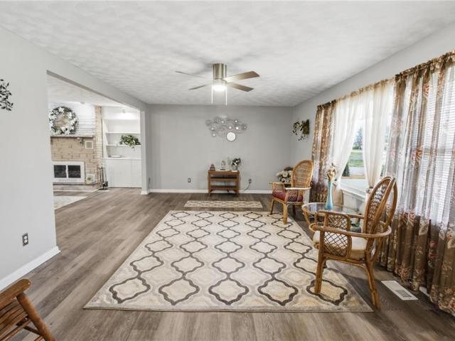 4712 Main Street