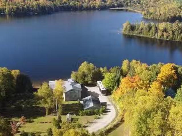 471 Ch. Des Pins, Saint Zénon, QC, J0K 3N0 house for sale L.