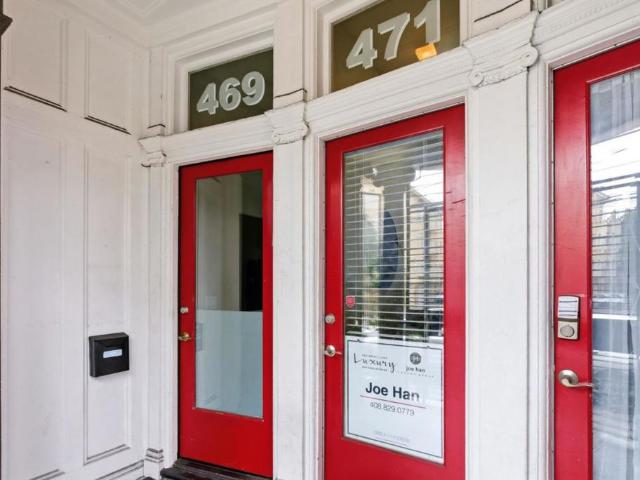 471 South Van Ness Avenue