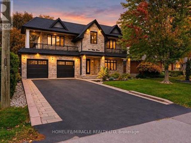 471 Willis Drive, Oakville, ON, L6L 4V6 house for sale | Listing ID W14084 | Royal LePage