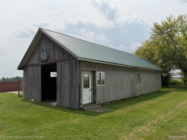 4724 N County Line Highway