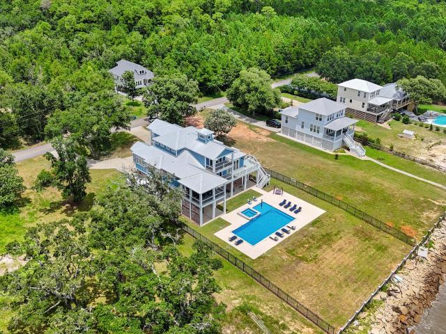 4727 E Belle Fontaine Road