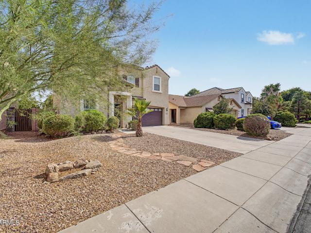 4729 e meadow land drive
