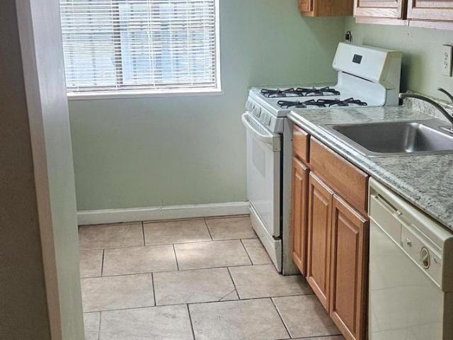 4729 1st St SW, Unit 101, Washington, DC 20032 | MLS #DCDC2253