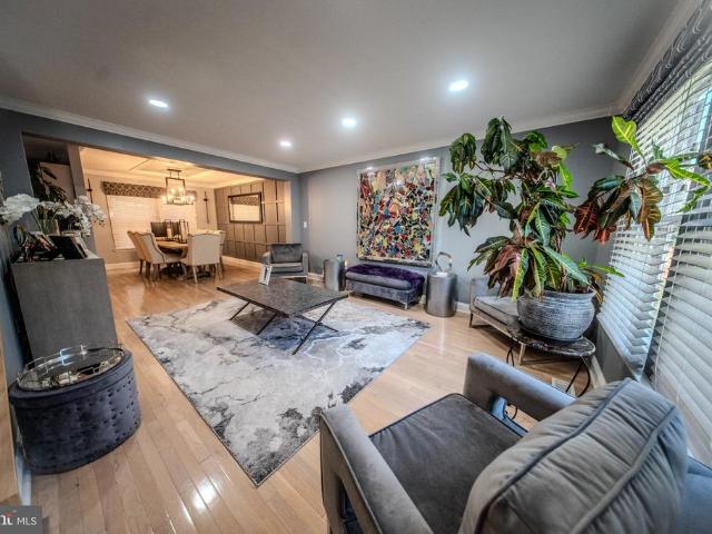 4721 Avatar Lane