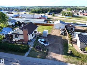 4722 48 Avenue, Evansburg, AB, T0E 0T0 house for sale | Listing ID E4493 | Royal LePage