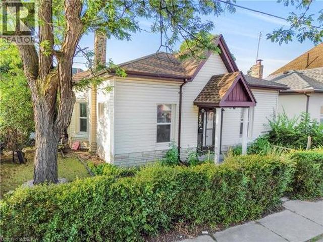 472 Colborne Street E, Brantford, ON, N3S 3P1 house for sale | Listing ID 40851 | Royal LePage