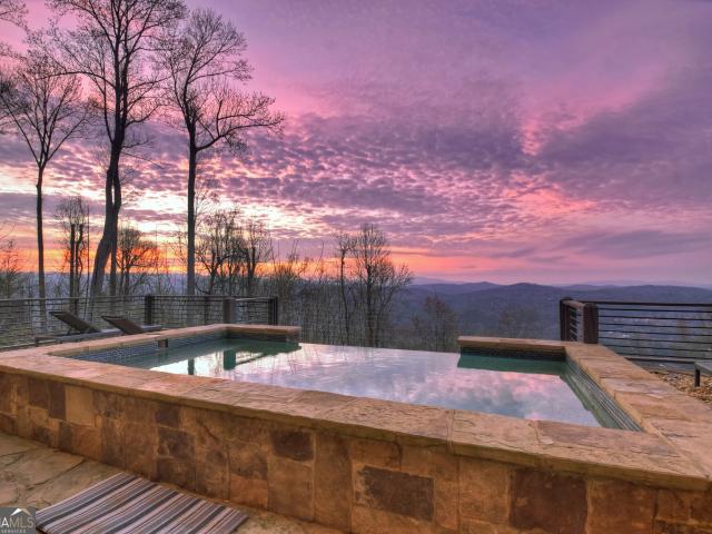 472 Overlook Drive