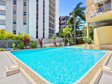 4/72 Marine Parade Southport, QLD 4215