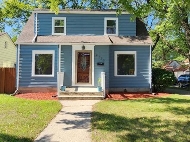 4735 W Fond Du Lac Ave, Milwaukee, WI 53216