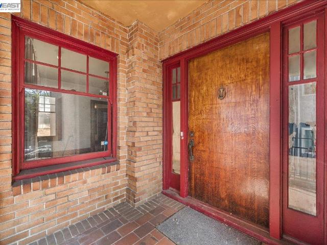 473 Crescent St