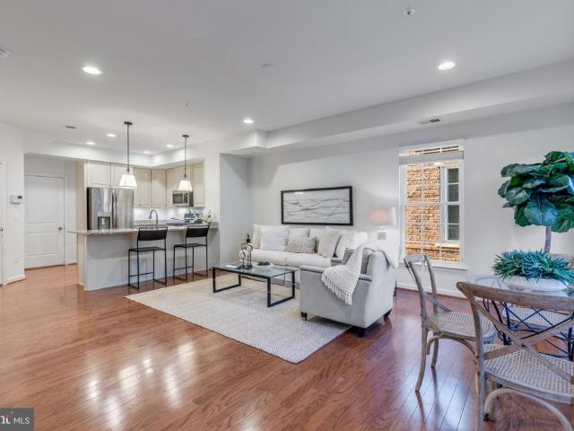 473 Kornblau Terrace SE