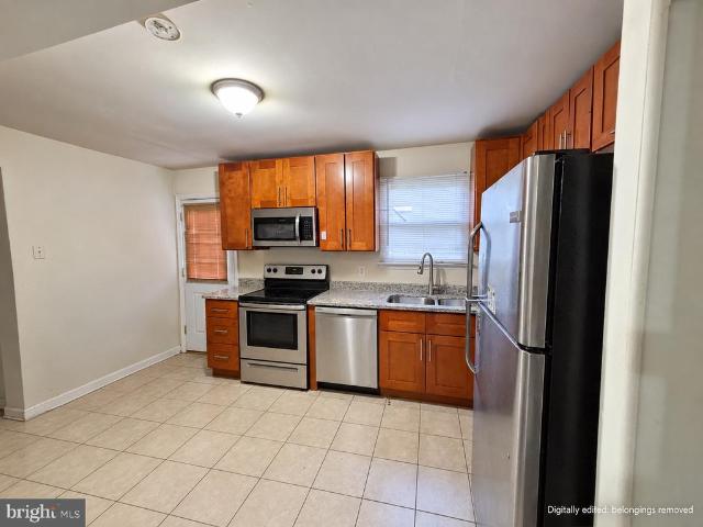 473 Kenilworth Court