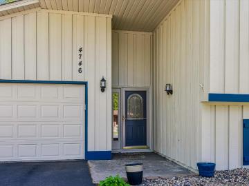 4746 st Street W
