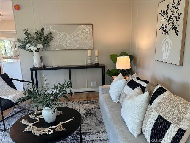 4747 Oak Crest 96