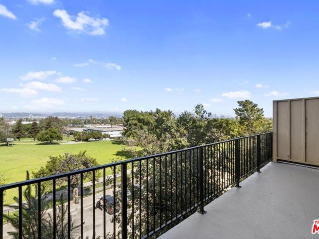 4749 Don Ricardo Dr, Los Angeles, CA 90008 | MLS #26656