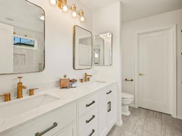 4740 Altadena