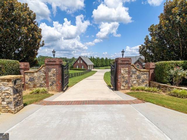 4740 Jim Hood Road