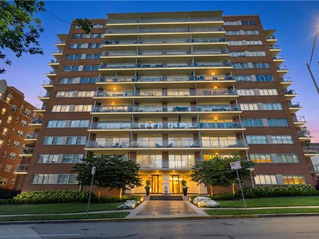 4740 Roanoke Parkway # 402