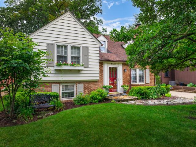4741 Montgomery Avenue, Downers Grove, US, IL