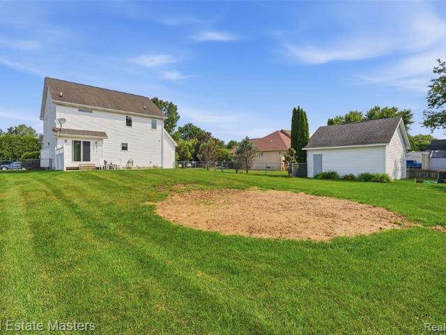 4741 Ridgewood Drive
