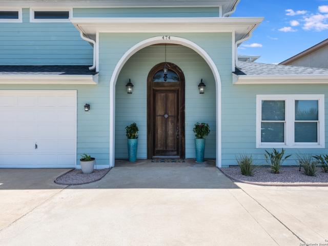 474 Bayside Dr, Port Aransas, TX 78373 | MLS #1924