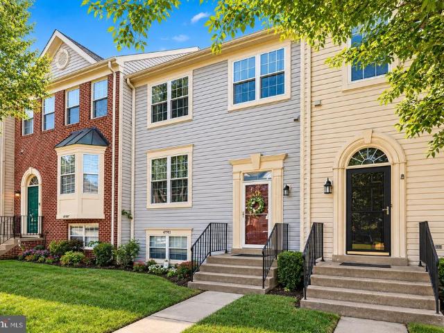 47595 Comer Square