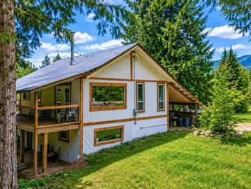 4752 Lybarger Road, Malakwa, BC, V0E 2J0 house for sale | Listing ID 10392 | Royal LePage