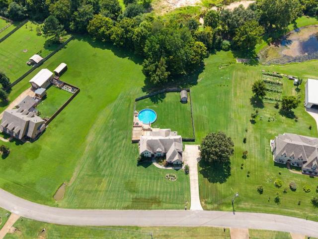 475 crooked creek dr