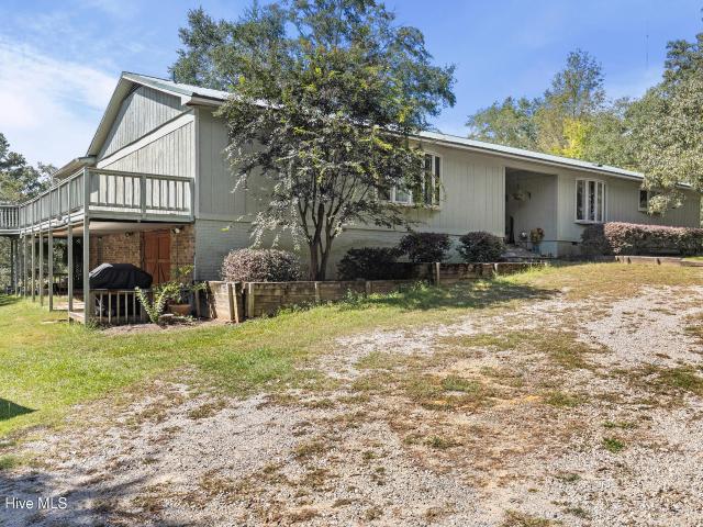 475 Douglas Drive