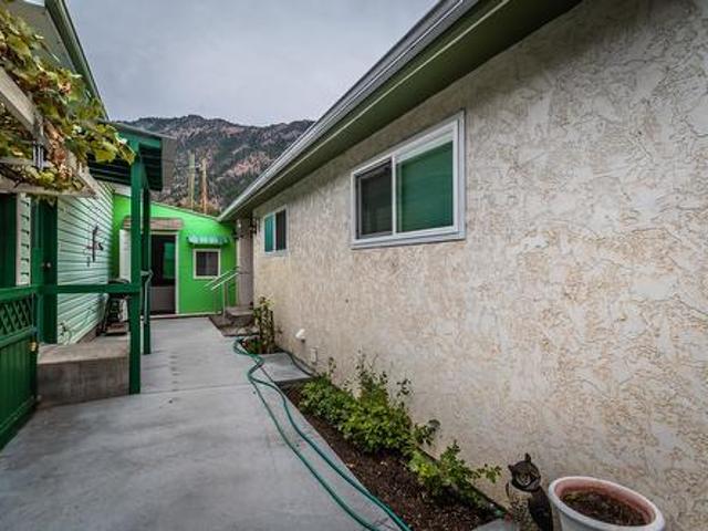 475 Davidson Crescent, Lillooet, BC, V0K 1V0 house for sale | Listing ID 10395 | Royal LePage