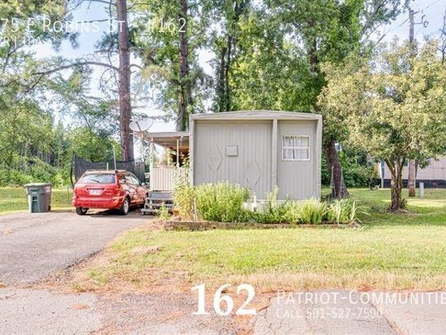 475 E Robins St, 2 beds, 1 full bath
