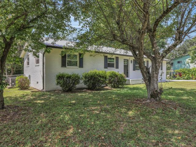 475 Hiawatha Circle