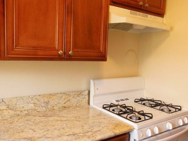 475 Redwood Avenue 1 Bedroom Apartment for Rent at 475 Redwood Ave, Redwood City, CA 94061 Palm Park