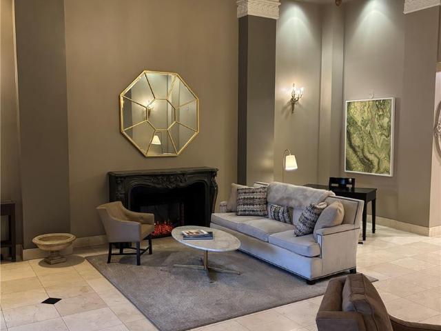 475 W 12th Avenue # 4E
