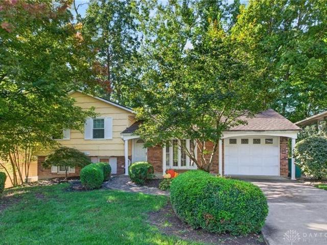 475 Whispering Pines St, Springboro, OH 45066