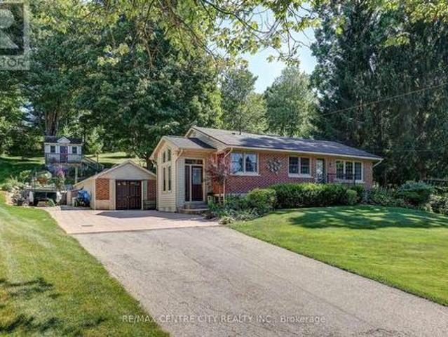 4766 Sunset Road, Central Elgin Port Stanley, ON, N5L 1J1 house for sale | Listing ID X13626 | Royal LePage