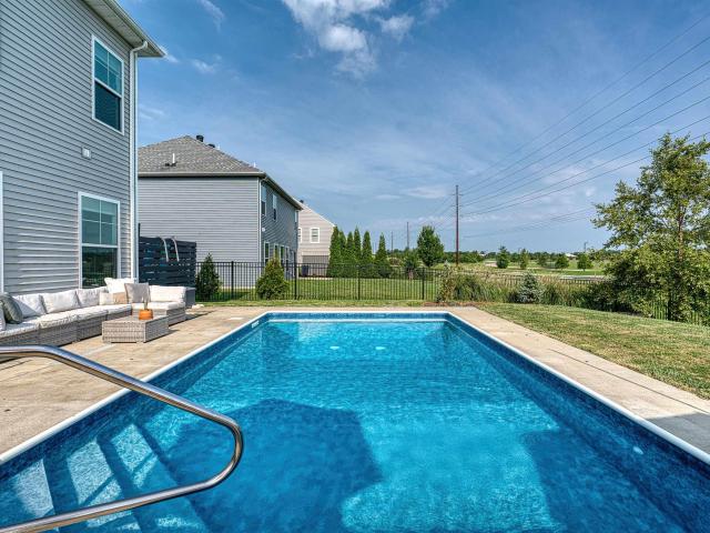 4768 White Chapel Drive