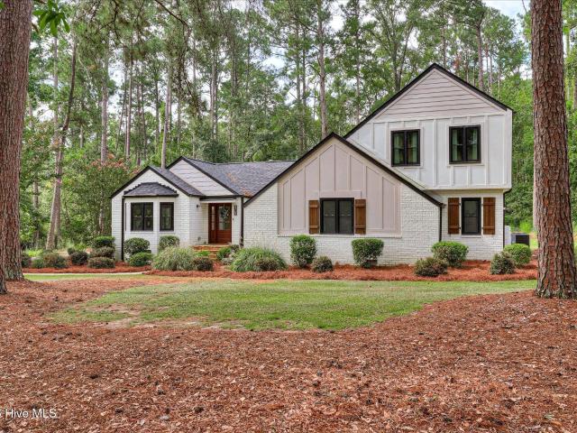 4768 Woodbridge Drive
