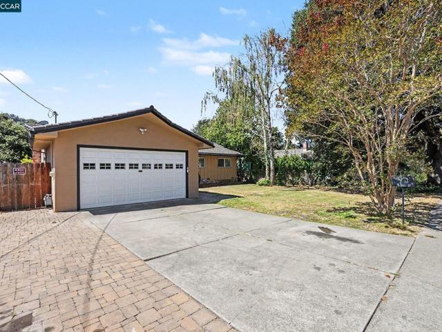 4760 Bruno Rd