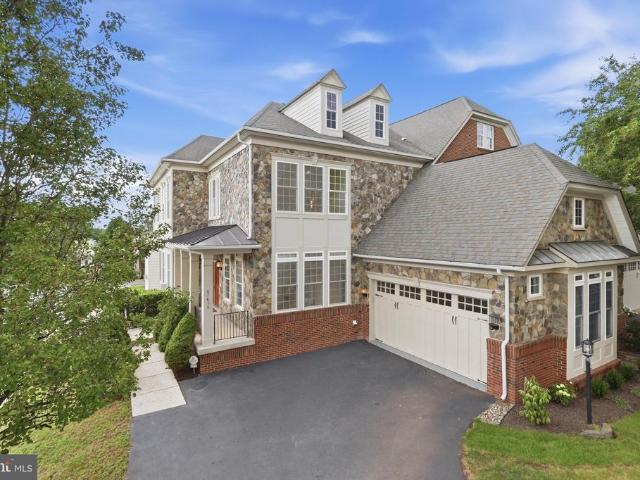 47616 Paulsen Square