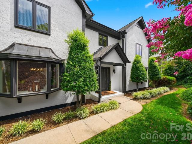 476 44th Avenue Drive NW