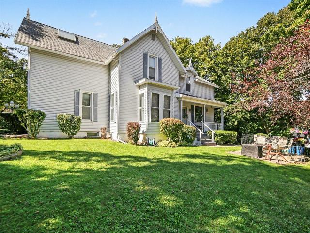 476 4th Street