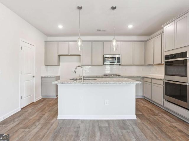 476 Orwell Drive