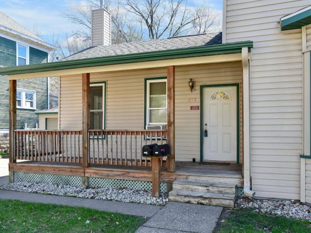 476 Main Street