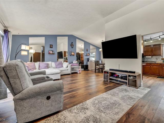 4776 Aspen Oval