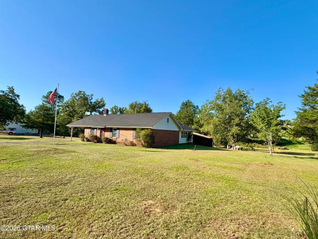 4776 Pine Grove