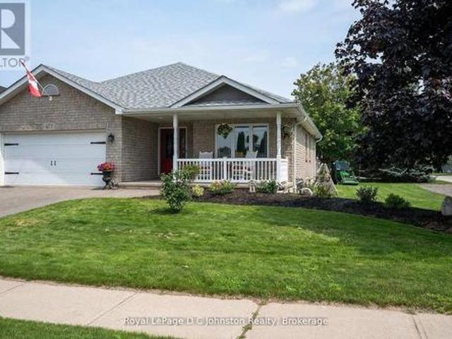477 Buckby Lane, Saugeen Shores, ON, N0H 2C1 house for sale | Listing ID X12996 | Royal LePage
