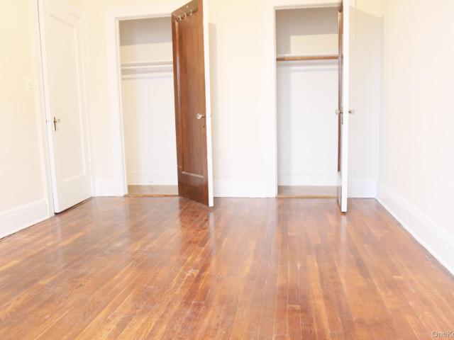 477 Merrick Rd, Lynbrook, NY 11563 | MLS #1022